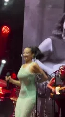 Melike Şahin - Video