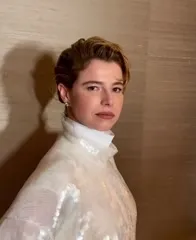 Jessie Buckley - Video