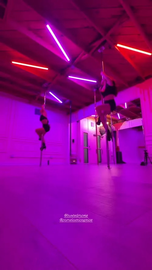 Ava Allan - Video