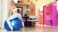 Ashley Fires - Big Butts Like It Big com - Watchin' the game with Ashley (08.04.2014)