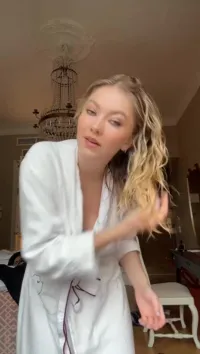 Astrid S / Astrid Smeplass - Astridsofficial (2024-05-09T143224.000Z)