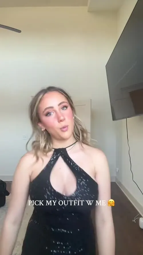 Ava Kolker - Video