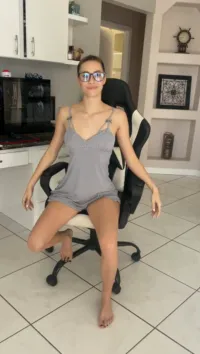 Avaryana Rose / Avaryana.com - Grey nights