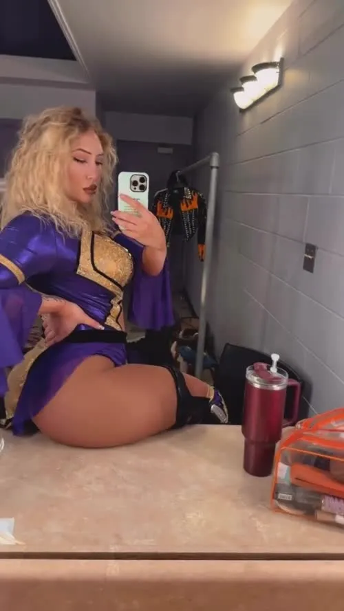 WWE Nikkita Lyons - Video