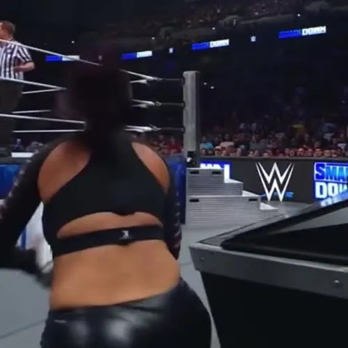 WWE Bayley / Davina Rose / Pamela Rose Martinez - Video #375618