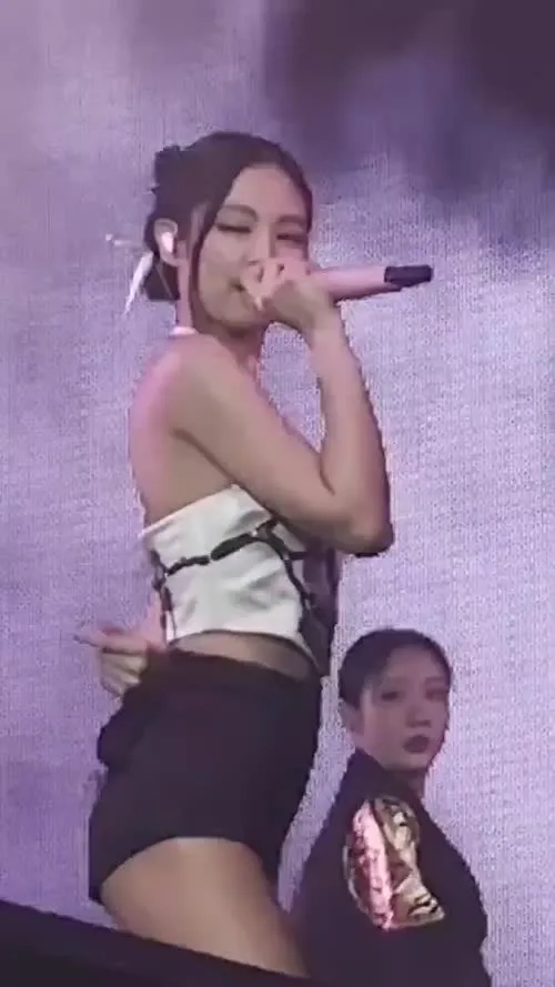 Jennie | BLΛƆKPIИK (Blackpink) - Video