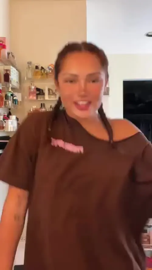Avani Gregg - Video #171621