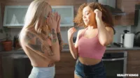 Willow Ryder - Baking with babes with Willow Ryder Cassidy Luxe