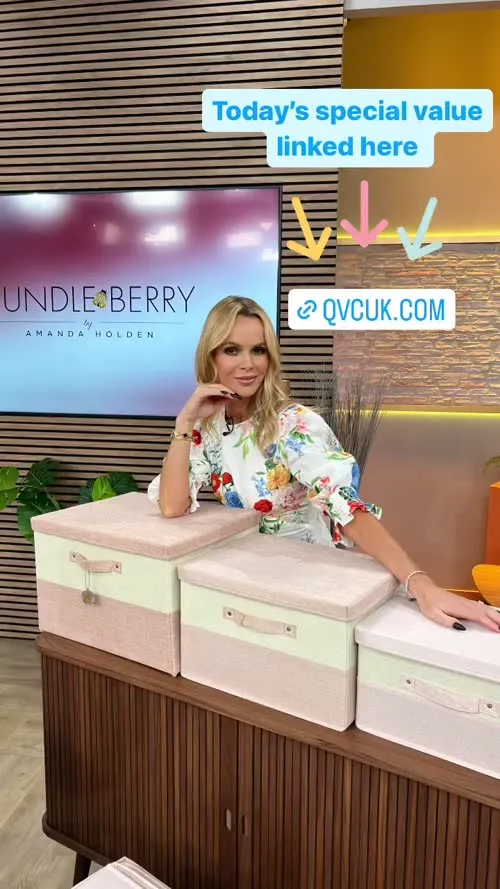 Amanda Holden - Video