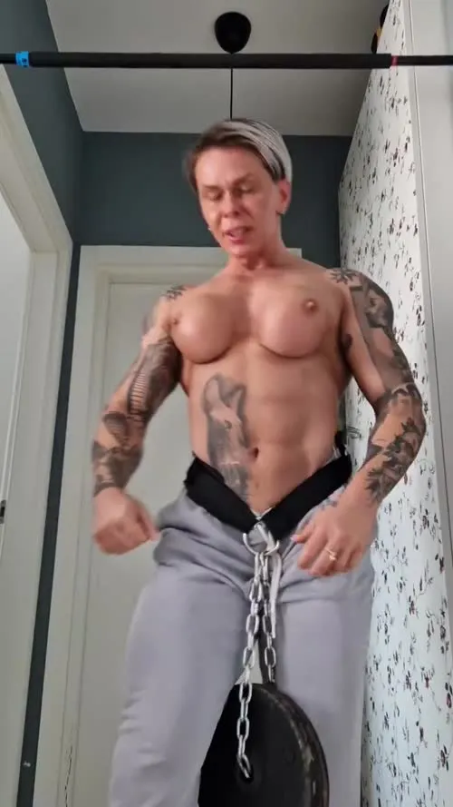 crazyxbody / musclegirlxxx - Video #264952