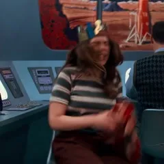 Elizabeth Olsen - Video