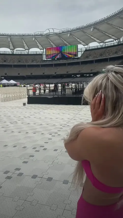 Tiffany Stratton - Video