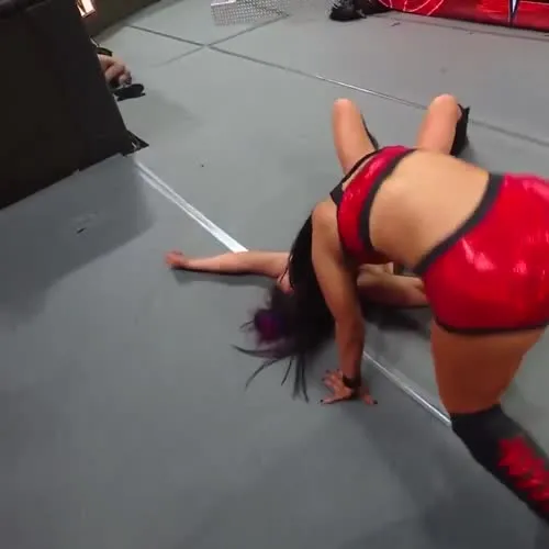 Roxanne Perez/Rok-C - WWE NXT - Video