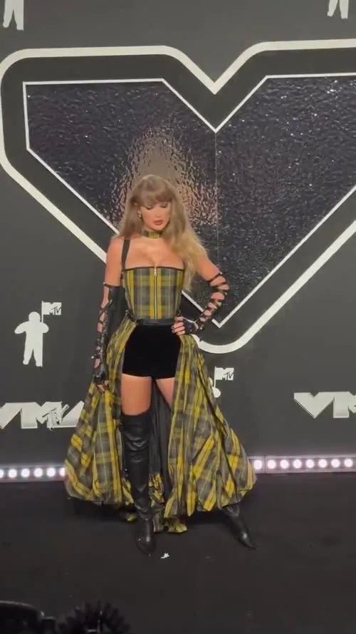Taylor Swift - Video #375642