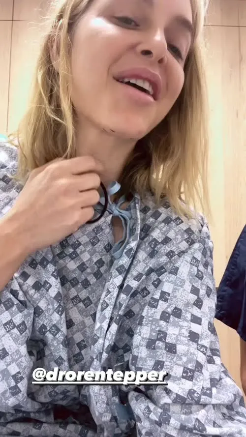 Jenny Mollen - Video #121093