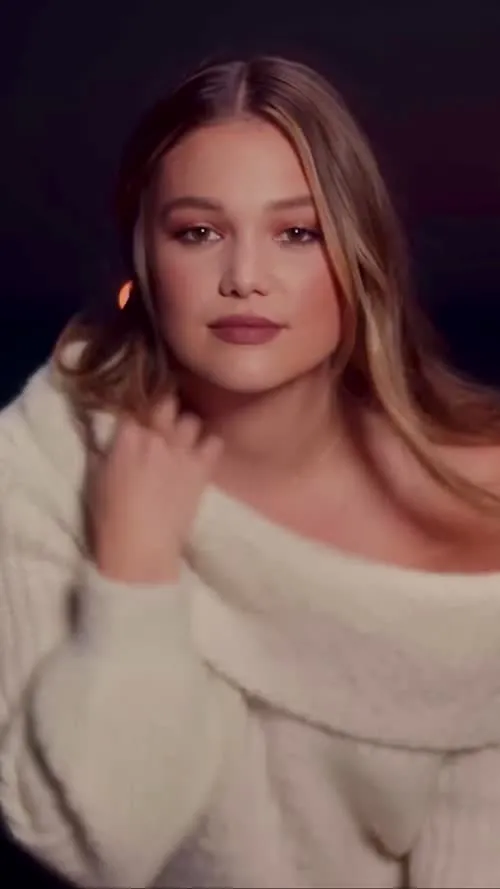 Olivia Holt - Video #118495