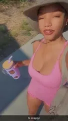 Halle Bailey - Video