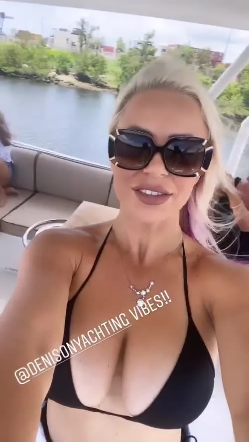 Ashley Sebera (formerly WWE Dana Brooke) - Video