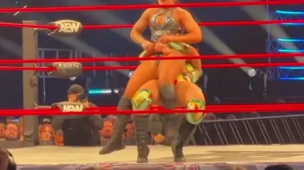 Jamie Hayter - Video