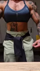 crazyxbody / musclegirlxxx - Video