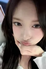 Lee Hyun-seo / 이서 LEESEO (IVE) - Video #214600