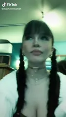 Malina Weissman - Video