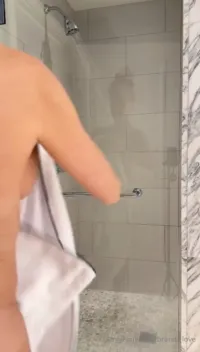 Brandi Love - OnlyFans a little Vegas vlog for my loves