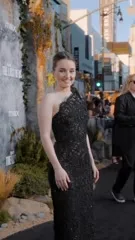 Kaitlyn Dever - Video