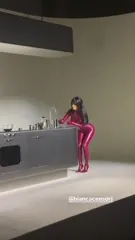 Bianca Censori - Video