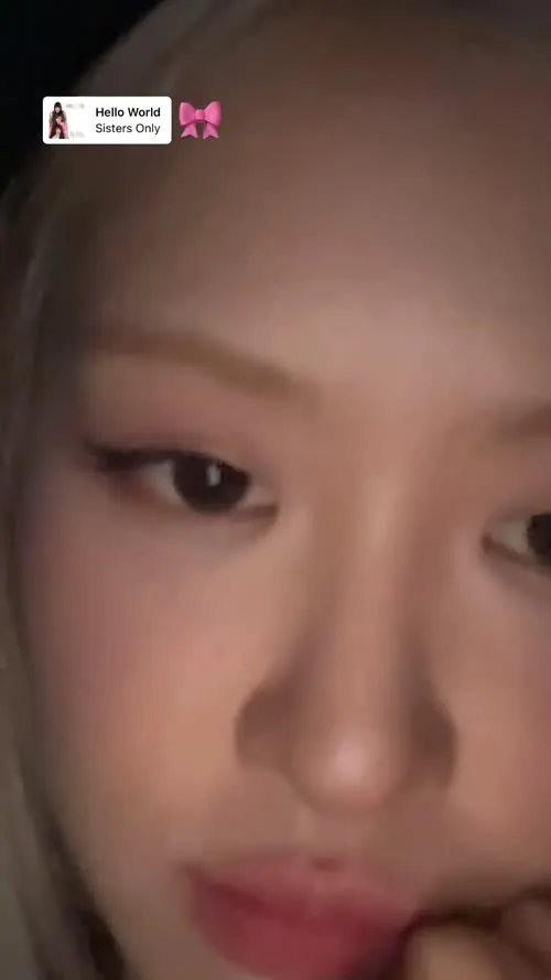 Rosé || Roseanne Park - BLΛƆKPIИK ( BLACKPINK ) - Video