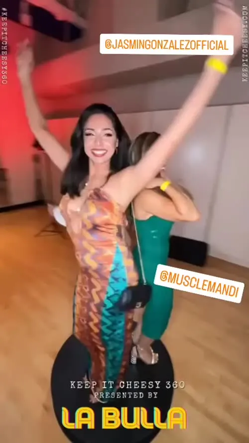 Melissa Santos - Video