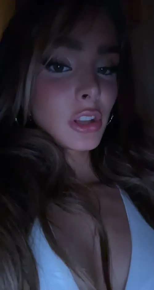 Brighton Sharbino - Video