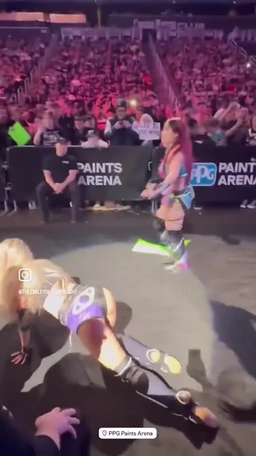 Liv Morgan - Video