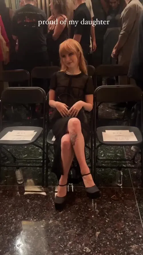 Hayley Williams - Video