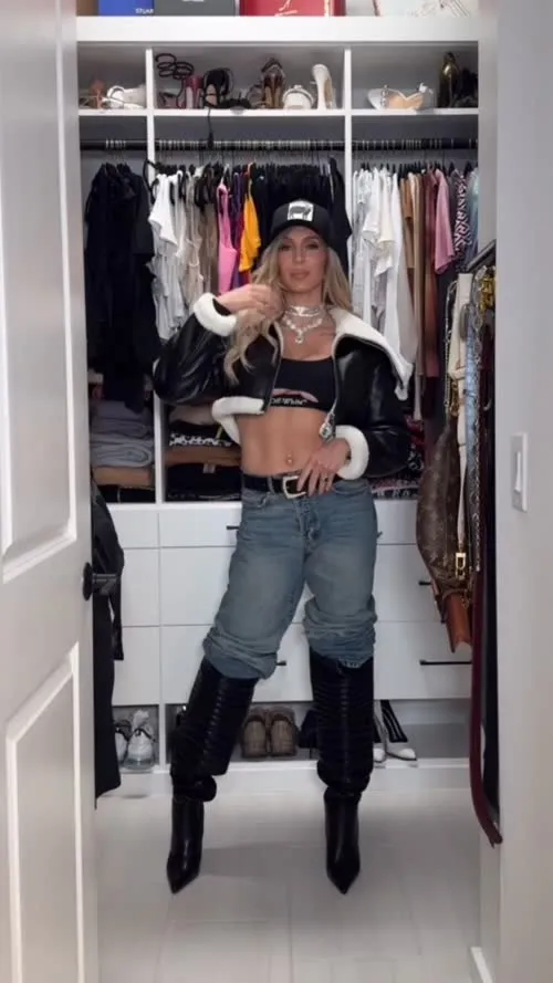 Charlotte Flair - Video