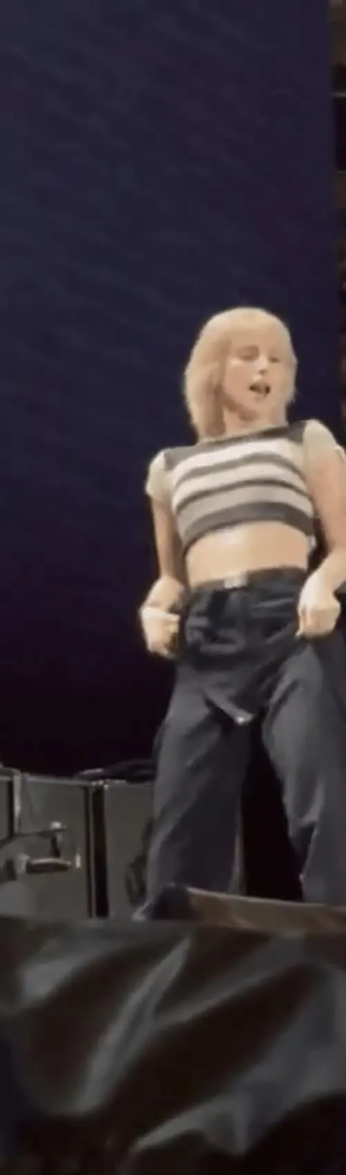 Hayley Williams - Video