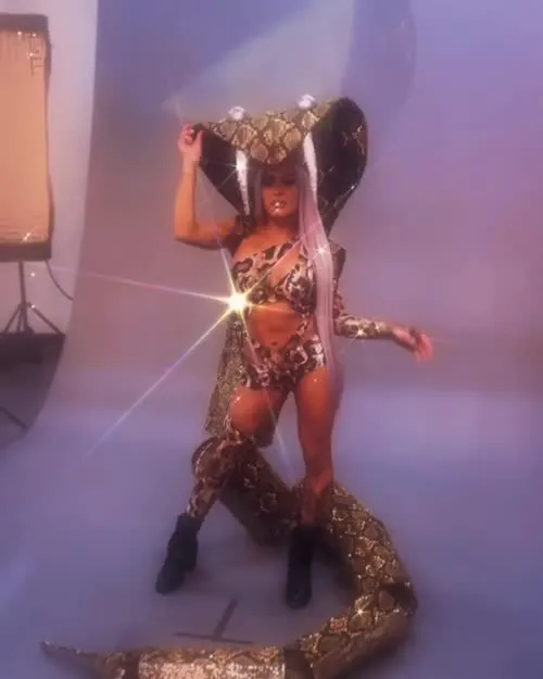 Zelina Vega // Thea Trinidad - Video
