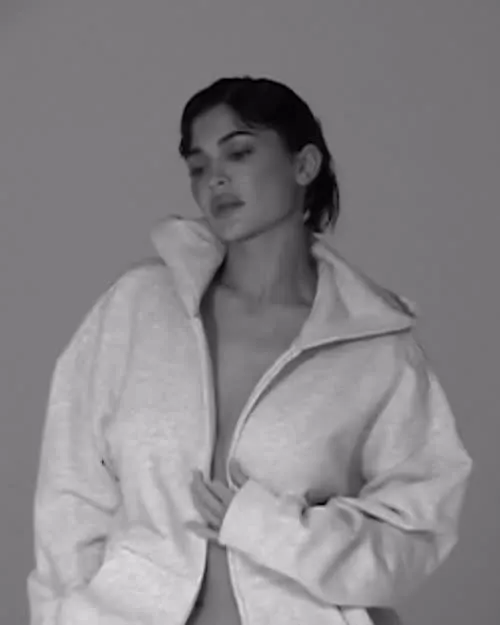 Kylie Jenner - Video