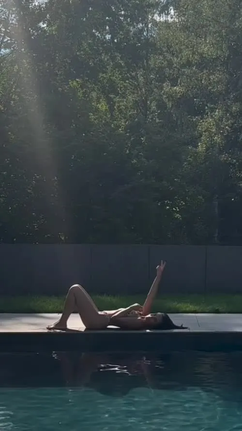 Agathe Auproux - Video #121719