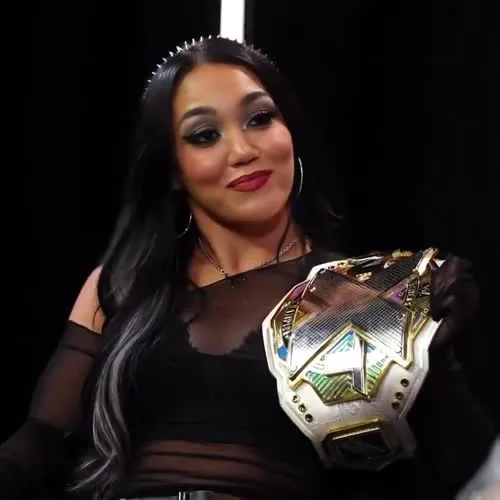 Roxanne Perez/Rok-C - WWE NXT - Video