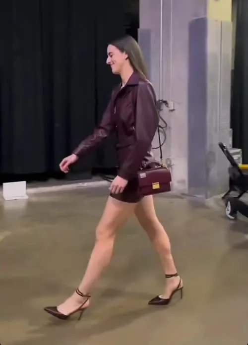 Caitlin Clark - Video