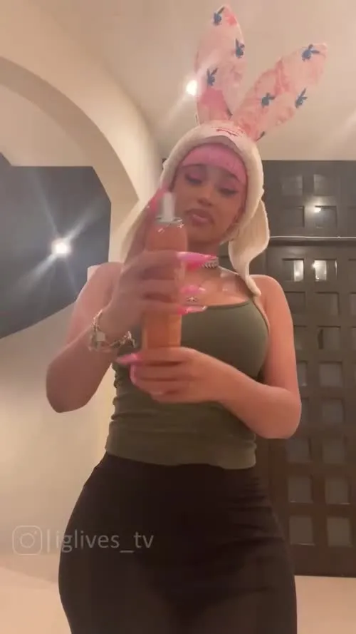 Cardi B - Video #69193
