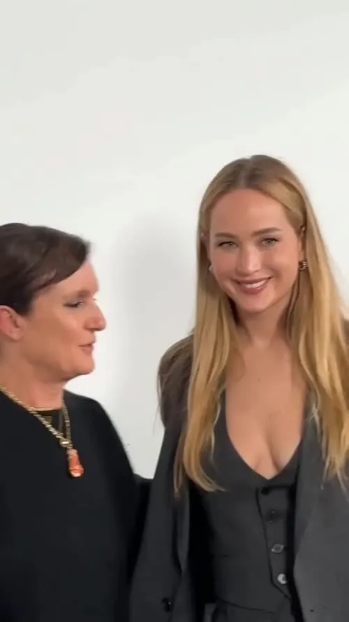 Jennifer Lawrence - Video #221094