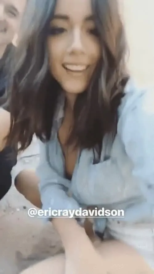 Chloe Bennet - Video #201065