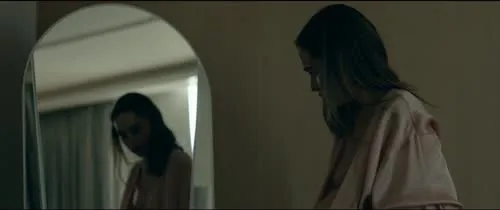 Emilia Clarke - Video #155335