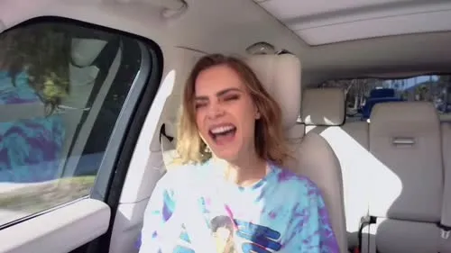 Cara Delevingne - CD Alanis Morissette 3