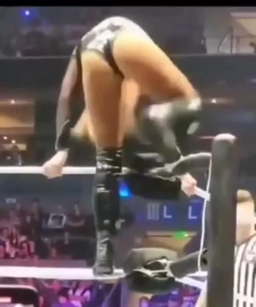 WWE Becky Lynch - Video