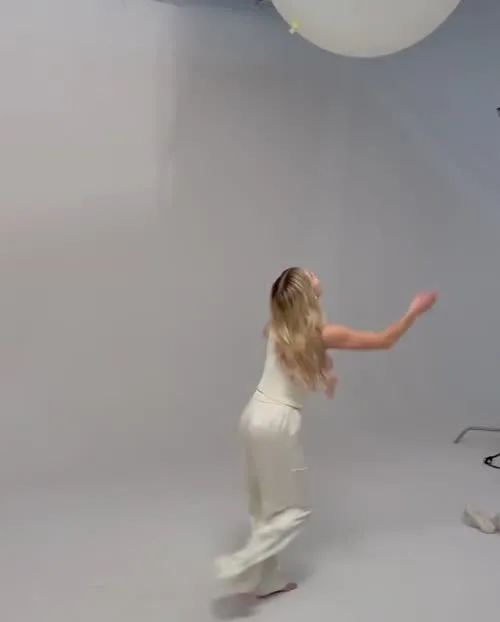 Sydney Sweeney - Video