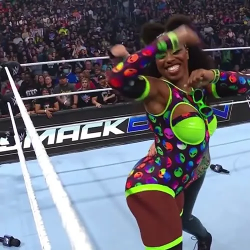 WWE Bayley / Davina Rose / Pamela Rose Martinez - Video