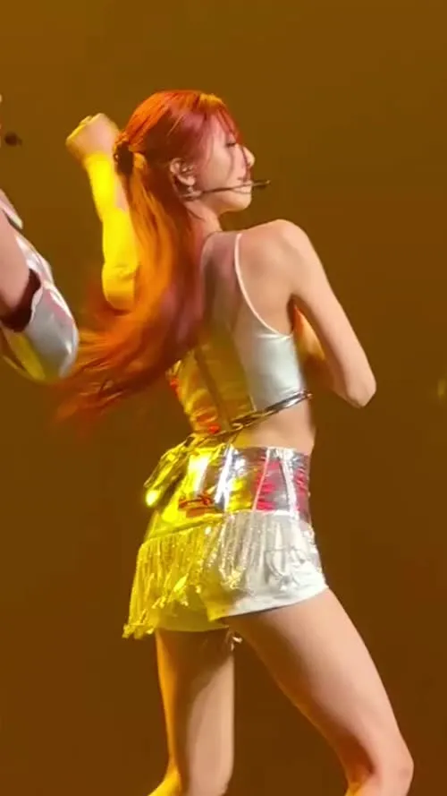 Yuna - ITZY (유나, Shin Yu Na) - Video #127701
